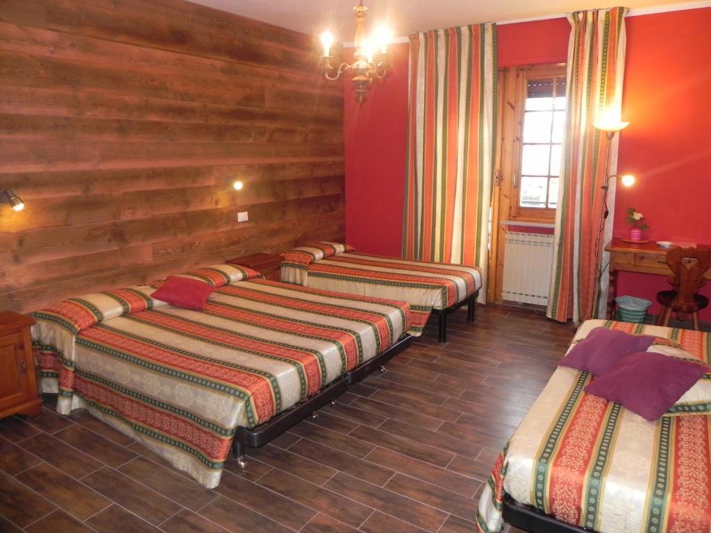 Hotel Trois Etoiles Entracque Cameră foto